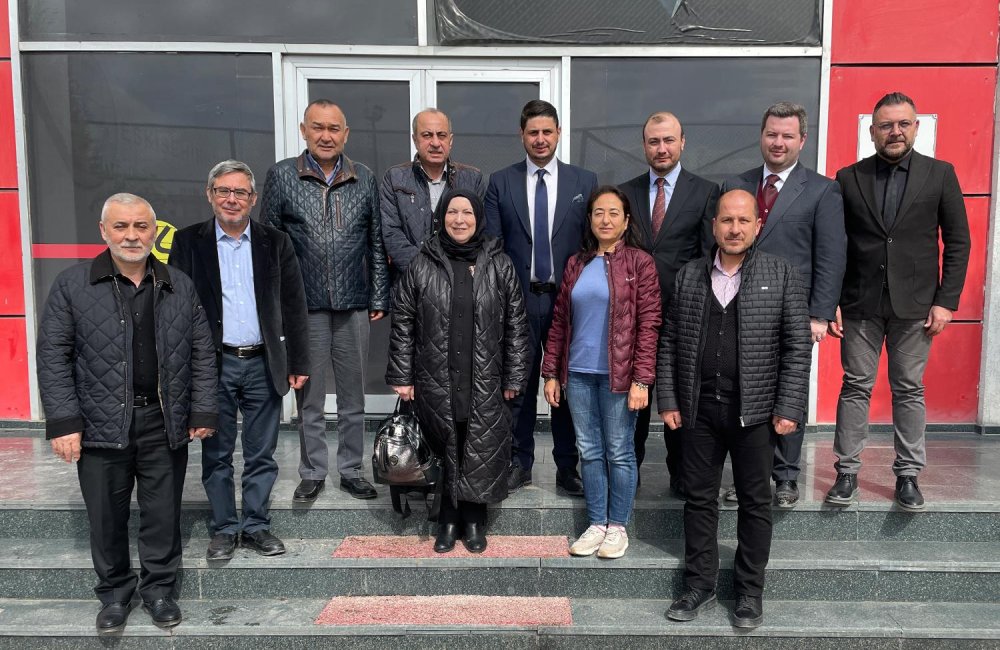 AK Parti Tepebaşı Belediyesi Meclis Üyelerinden Kulübümüze Ziyaret