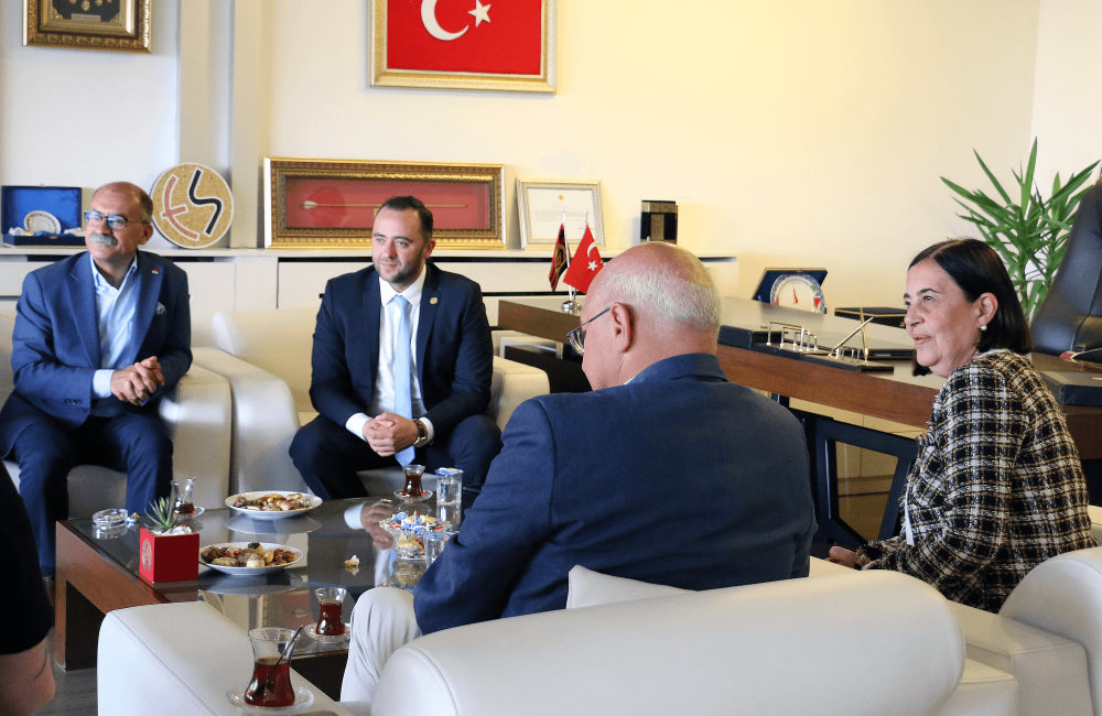 Eskişehir Milletvekillerimizden Kulübümüze Ziyaret