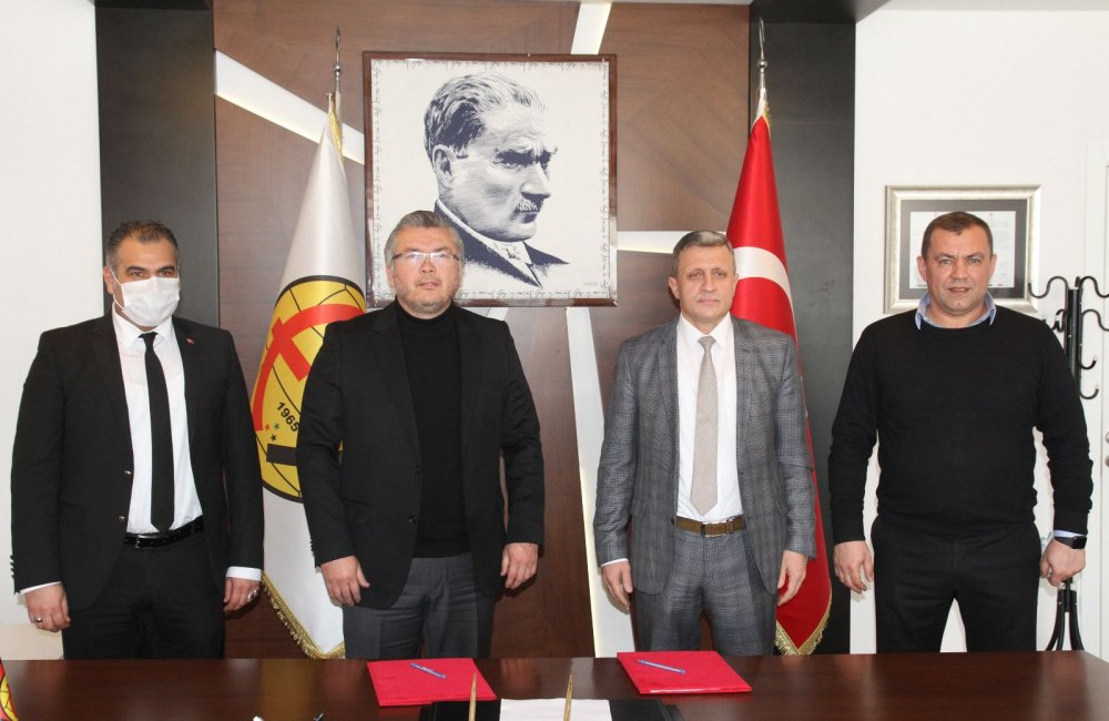 Eskişehirspor Hatıra Ormanı Projesi’nde resmi protokoller imzalandı