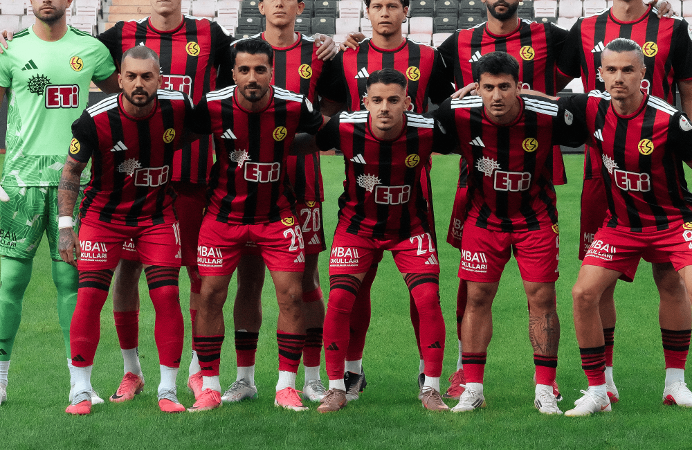 Eskişehirspor'umuz: 4 - Alanya 1221 FSK: 0