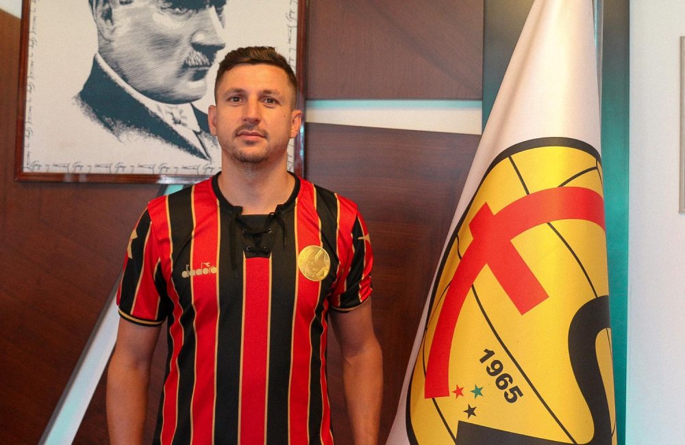 Kulübümüz Bartınspor'dan Kerem Eryılmaz ile anlaşma sağlamıştır.