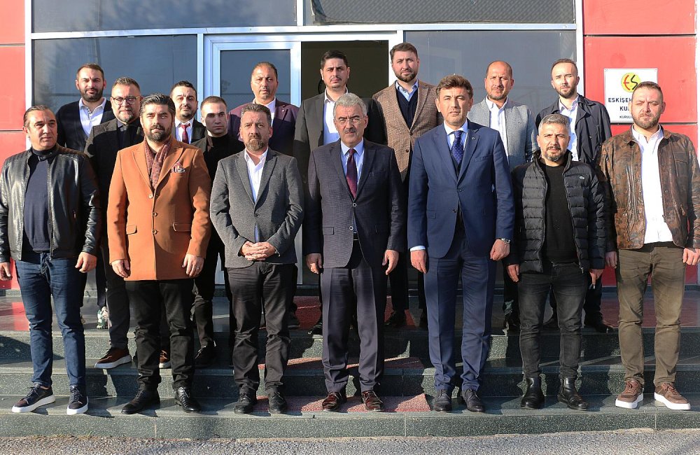 Valimiz Sn. Erol Ayyıldız ve Ak Parti İl Başkanı Sn. Zihni Çalışkan'dan Kulübümüze Ziyaret
