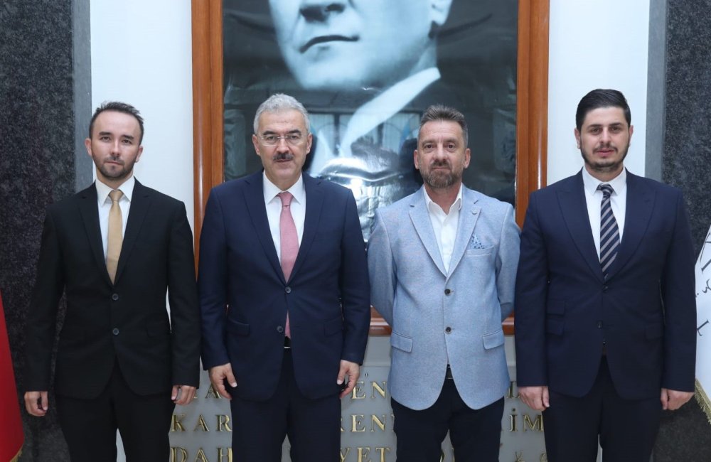 Kulübümüzden Valimiz Erol Ayyıldız'a Nezaket Ziyareti