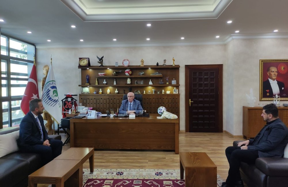 Kulübümüzden Odunpazarı Belediye Başkanı Kazım Kurt’a Ziyaret