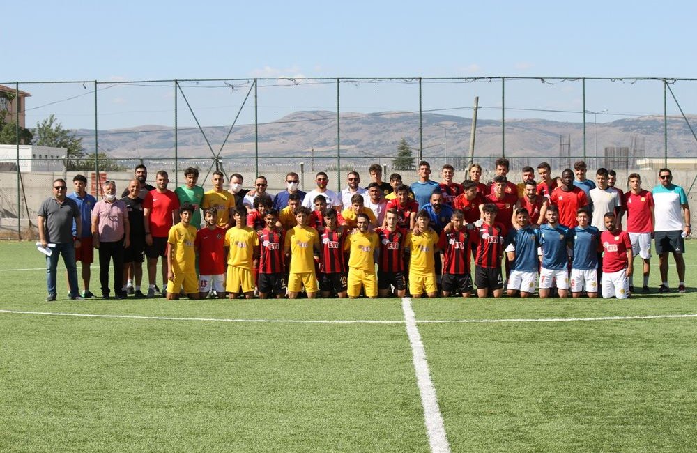 U19 Takımımız Sezon Hazırlıklarını Sürdürüyor