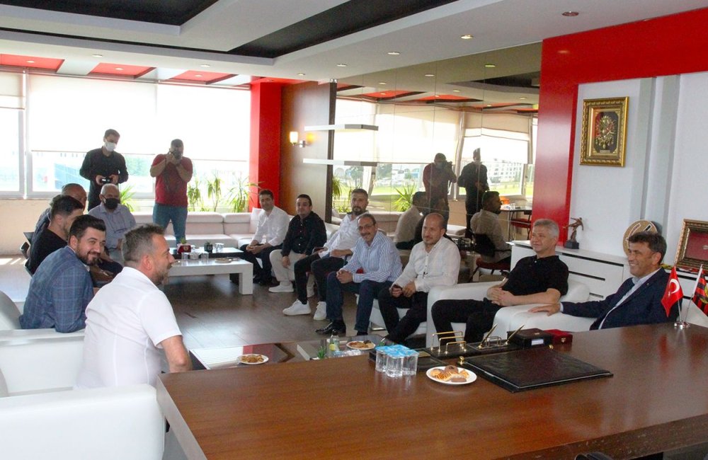 Ak Parti İl Başkanı Zihni Çalışkan’dan Kulübümüze Ziyaret