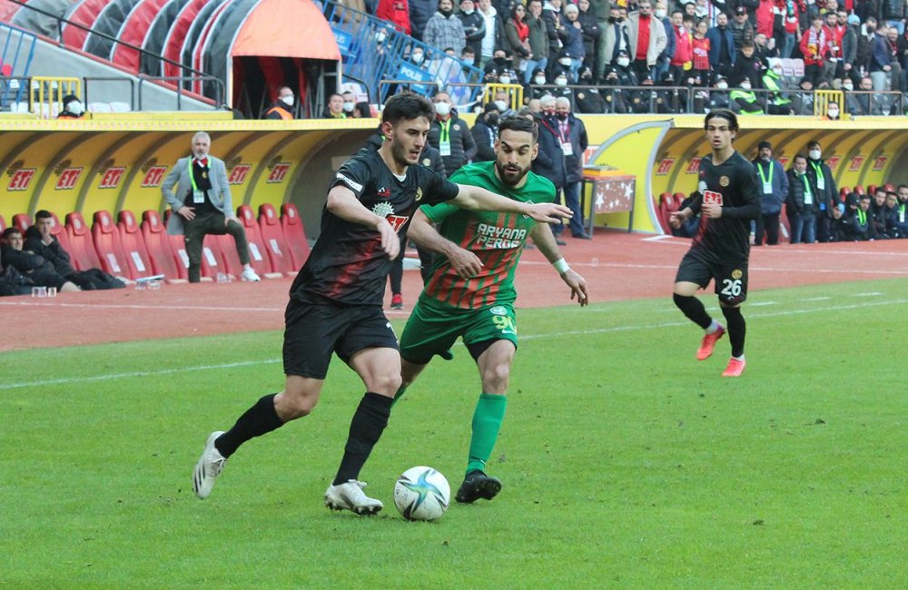 Eskişehirspor: 2 - Amedspor: 0