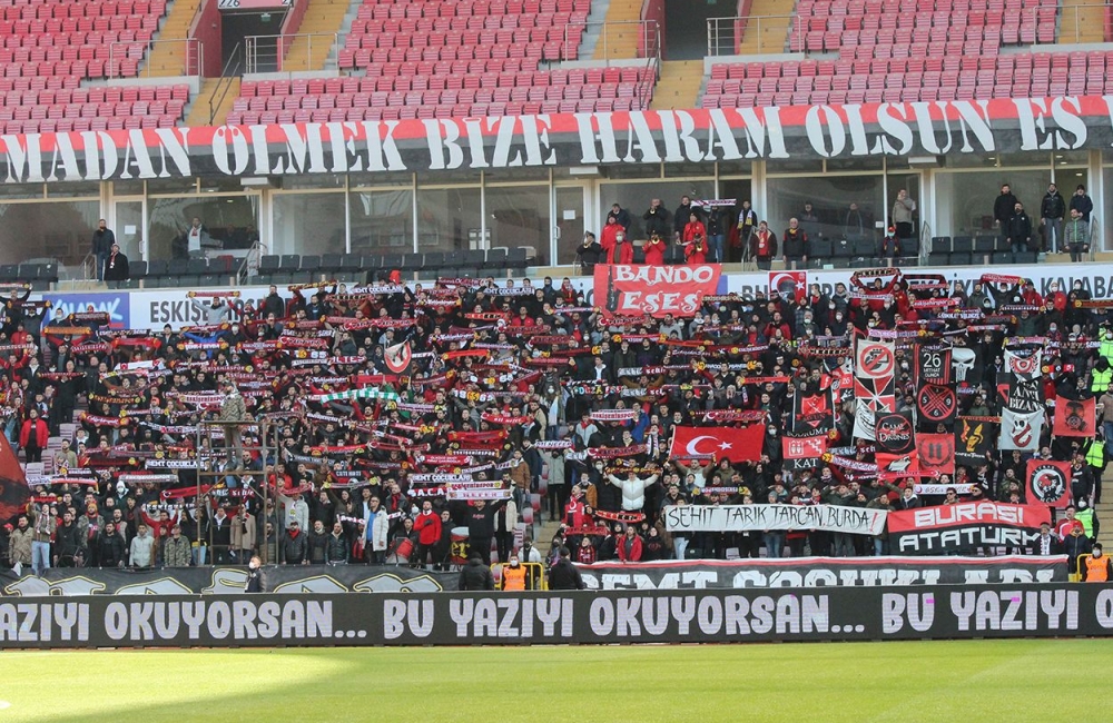 Eskişehirspor: 2 - Amedspor: 0