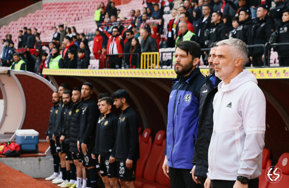 Eskişehirspor'umuz: 3 - Kırşehir Gençlik Hizmetleri: 0