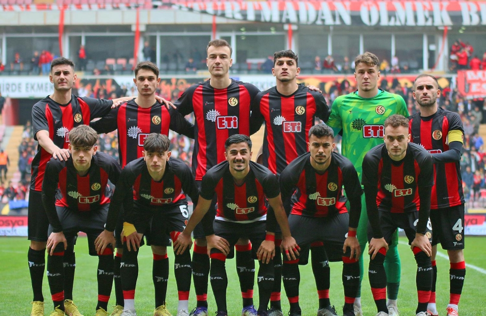 Eskişehirspor: 1 - Nevşehir Belediyespor: 2