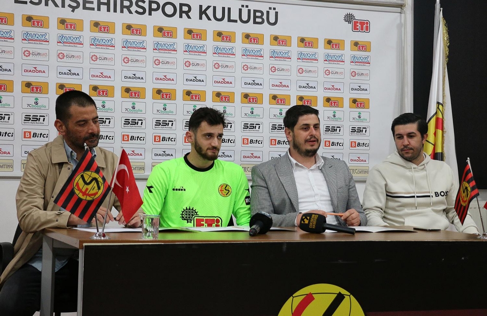 Kulübümüz, Kahramanmaraşspor'dan Enes Sancar Şahin ile anlaşma sağlamıştır.
