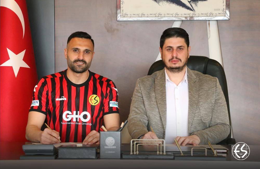 Kulübümüz, Erhan Aslan ile anlaşma sağladı.