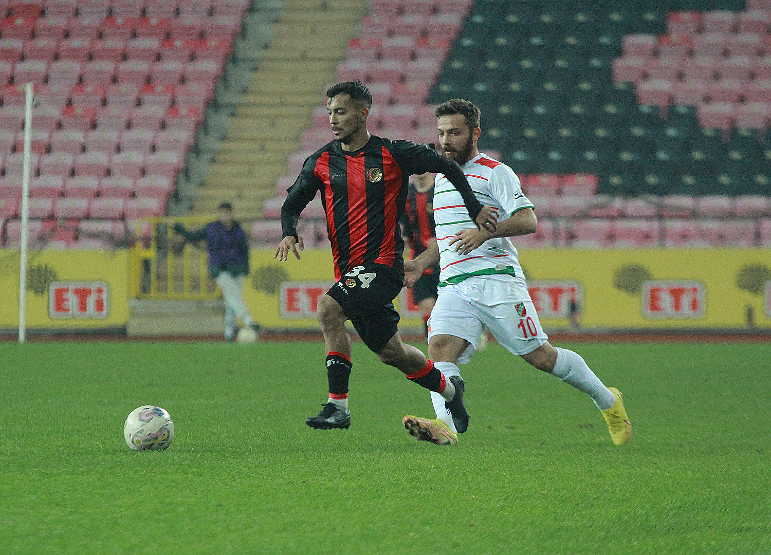 Eskişehirspor: 0 - Karşıyaka: 1