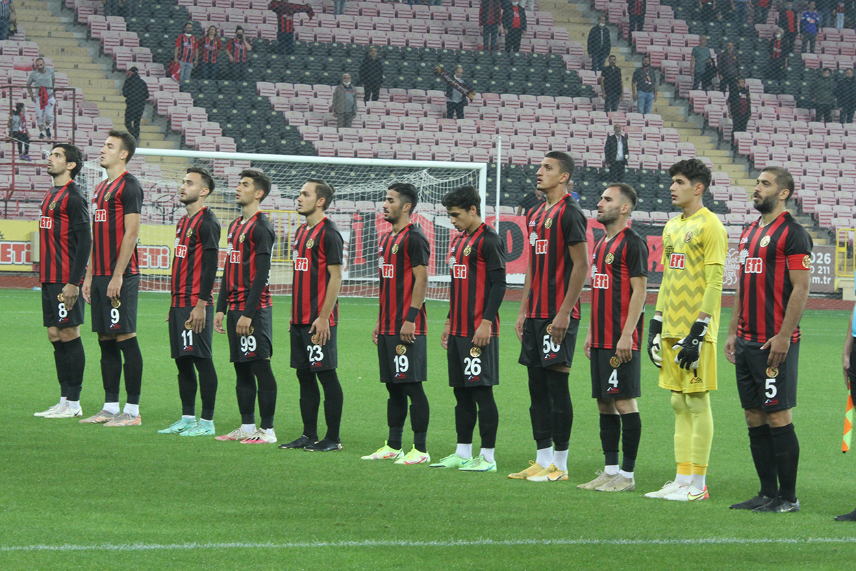 Eskişehirspor:2 Pazarspor:6