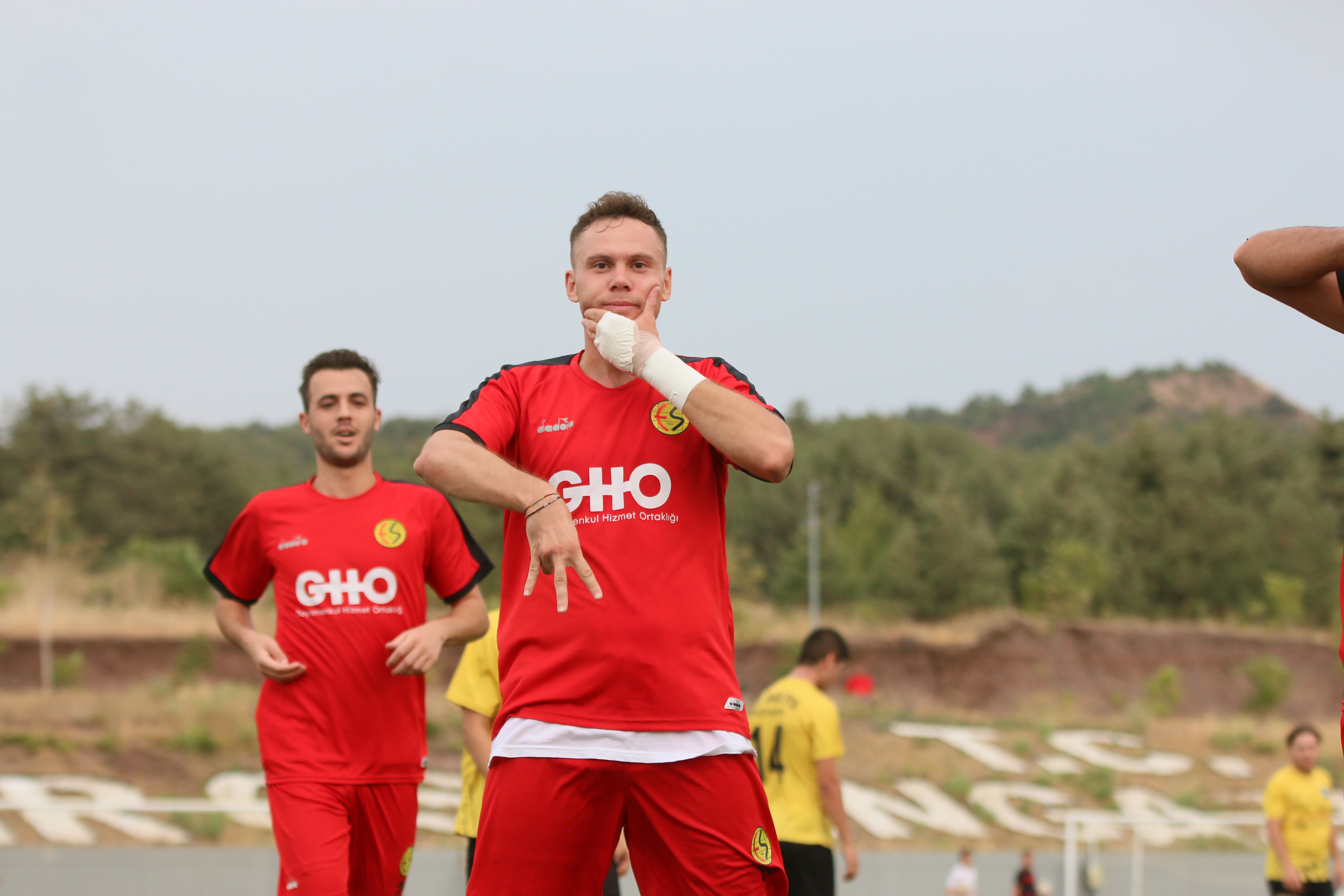 Hazırlık Maçı Sonucu: Eskişehirspor'umuz 3 - 0 Kütahya İl Özel İdaresi SK
