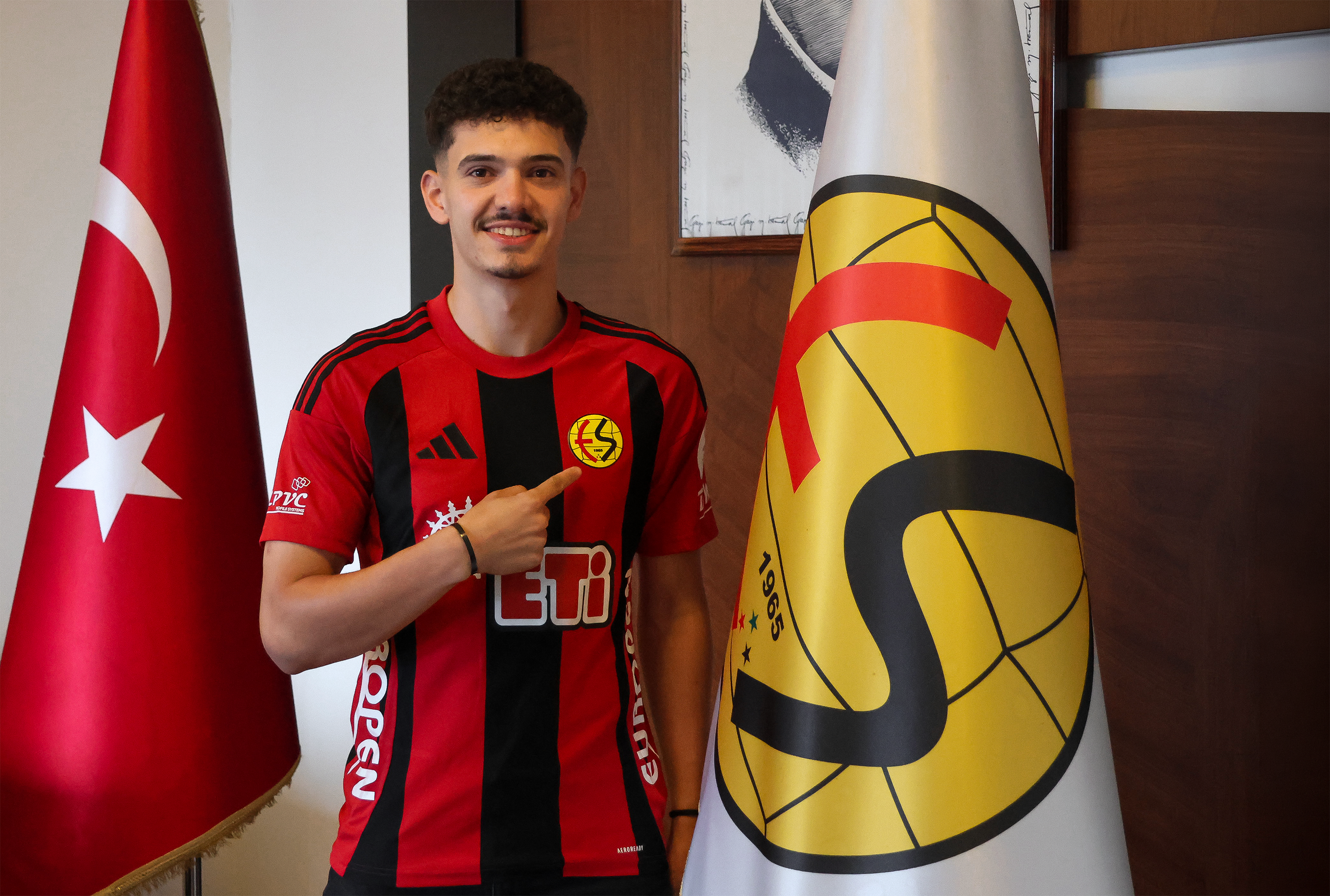 Hoş geldin Mustafa Eren Damar!
