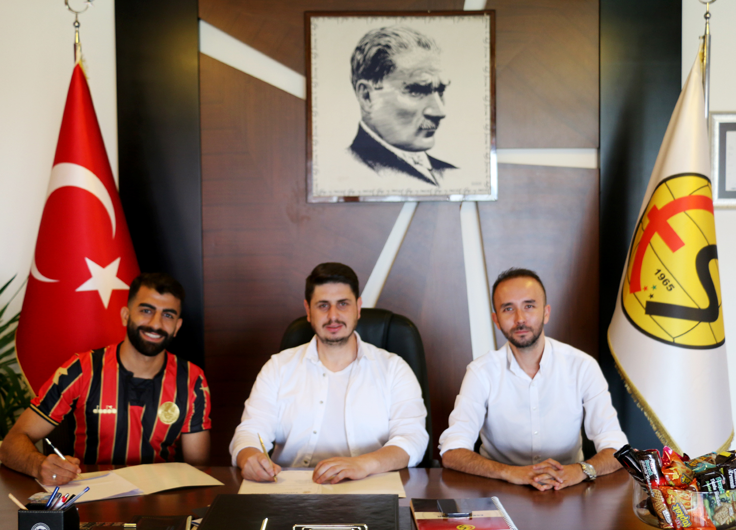 Kulübümüz Bartınspor'dan Beytullah Çamurlu ile anlaşma sağlamıştır.