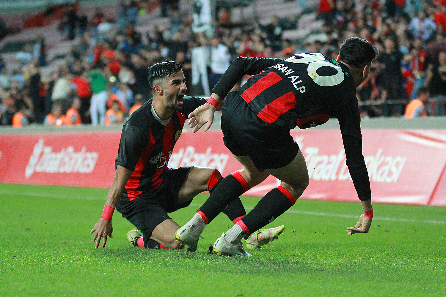 Eskişehirspor:2 Güneş Holding Çankaya FK:1 | Ziraat Türkiye Kupası 1. Eleme Turu