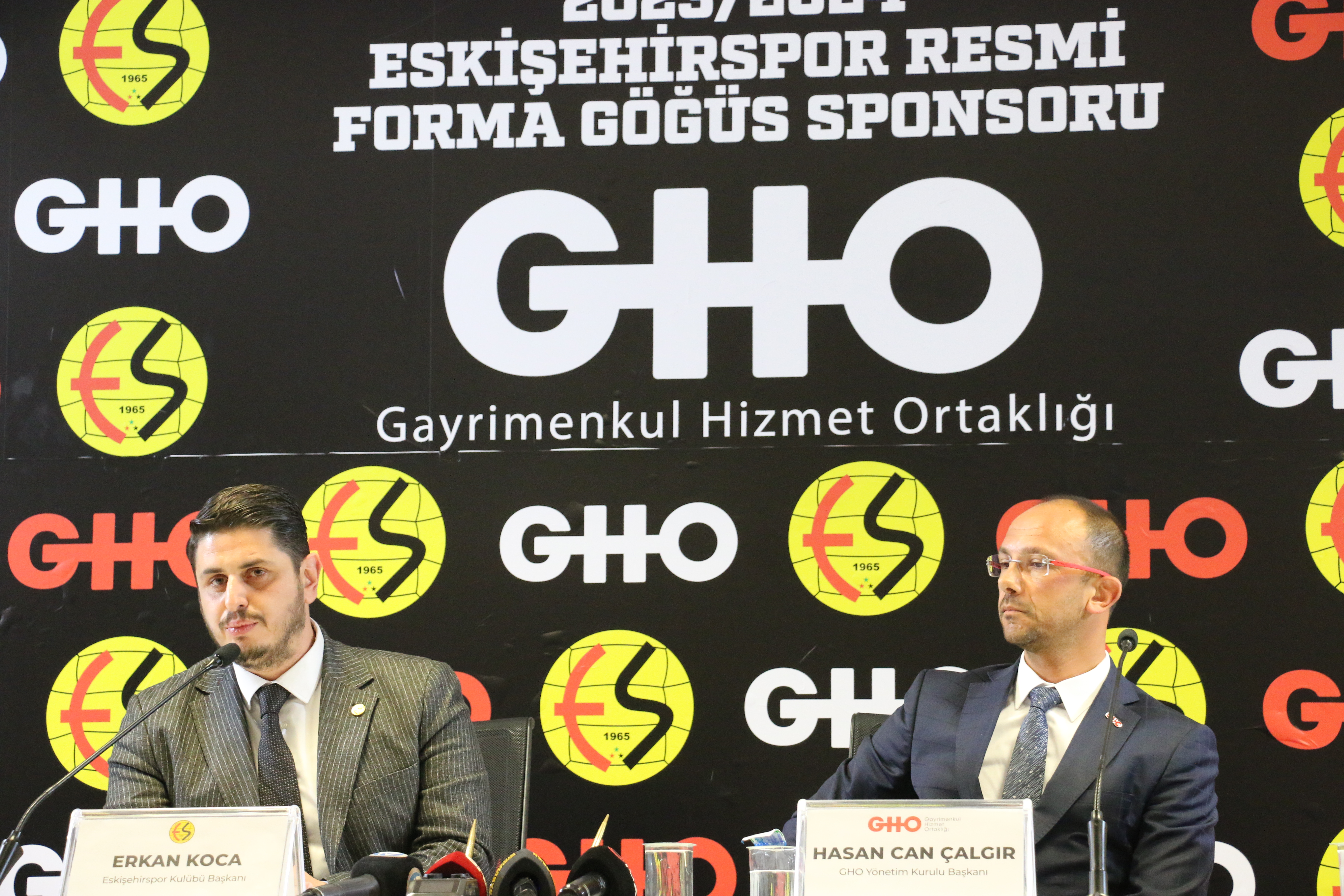 2023/2024 Sezonu Resmi Forma Göğüs Sponsorumuz Gayrimenkul Hizmet Ortaklığı!