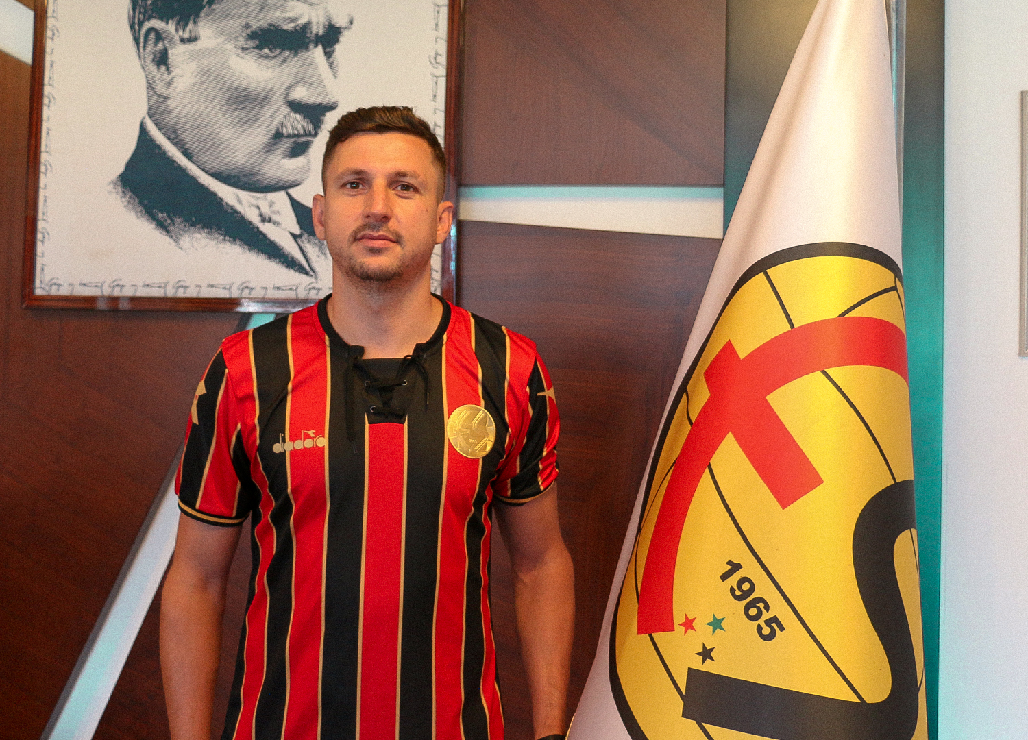 Kulübümüz Bartınspor'dan Kerem Eryılmaz ile anlaşma sağlamıştır.