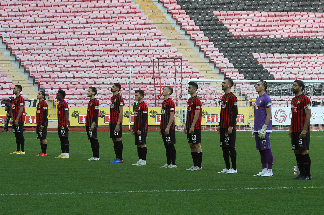 Eskişehirspor:2 Menemen Spor:2