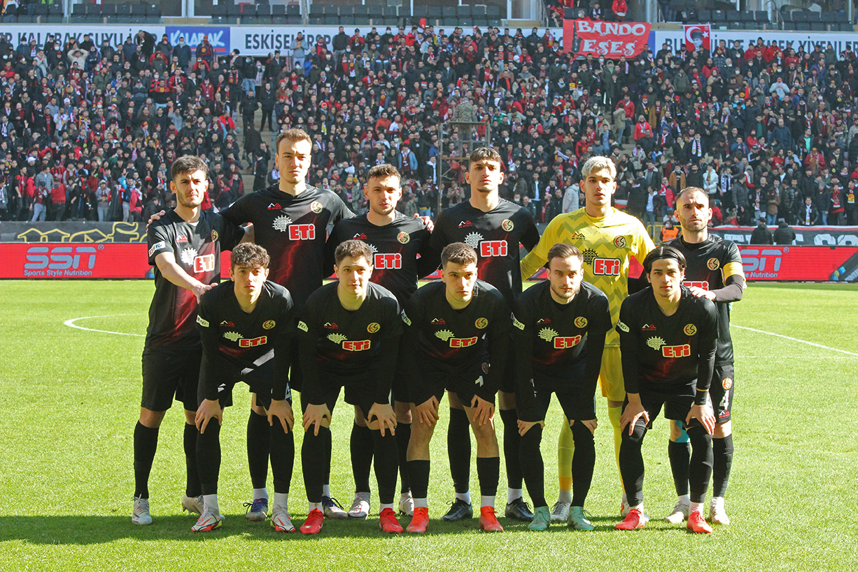 Eskişehirspor: 2 - Amedspor: 0