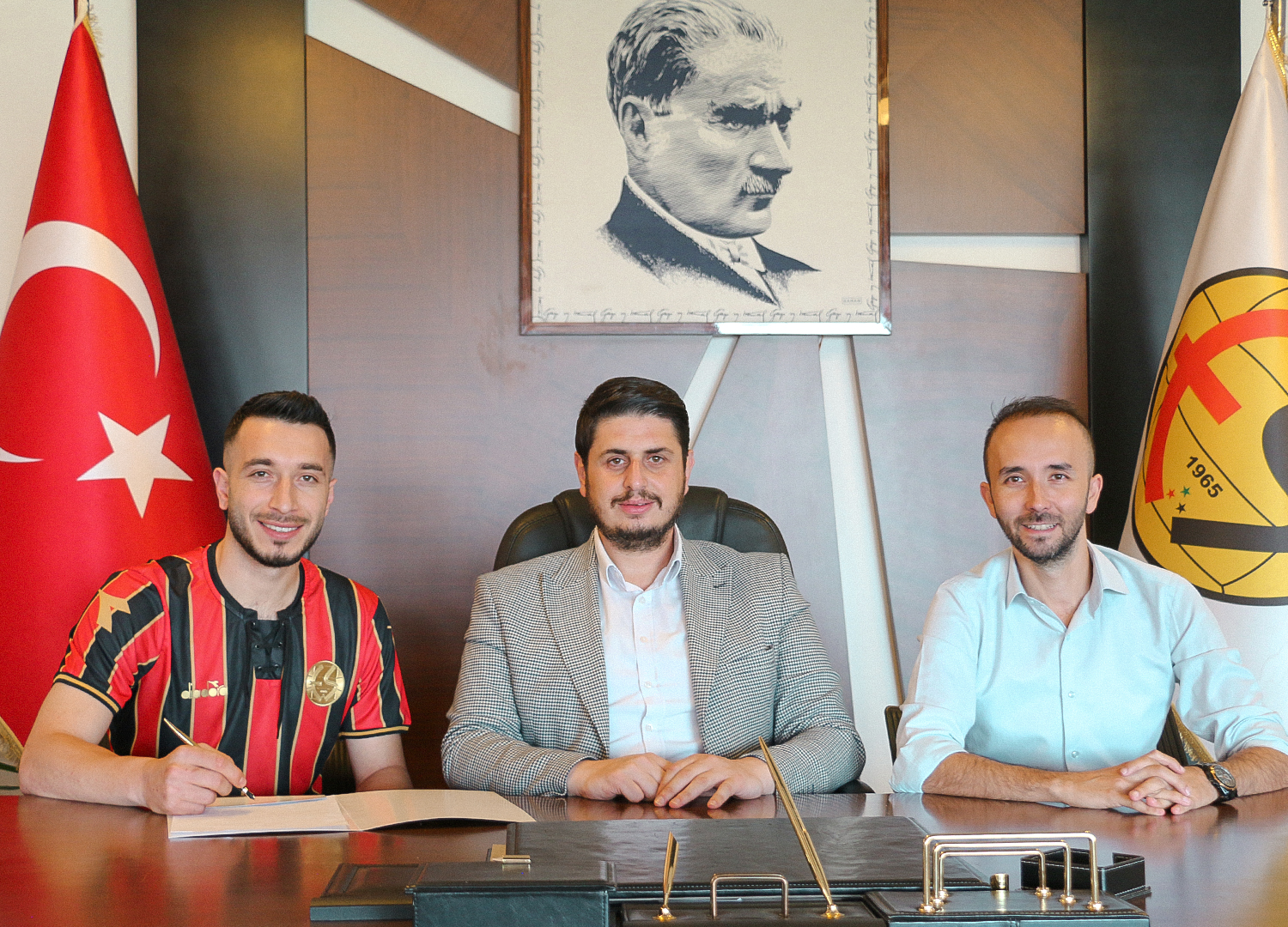 Kulübümüz,  Doğubayazıt FK'dan Hakan Aydemir ile anlaşma sağlamıştır.