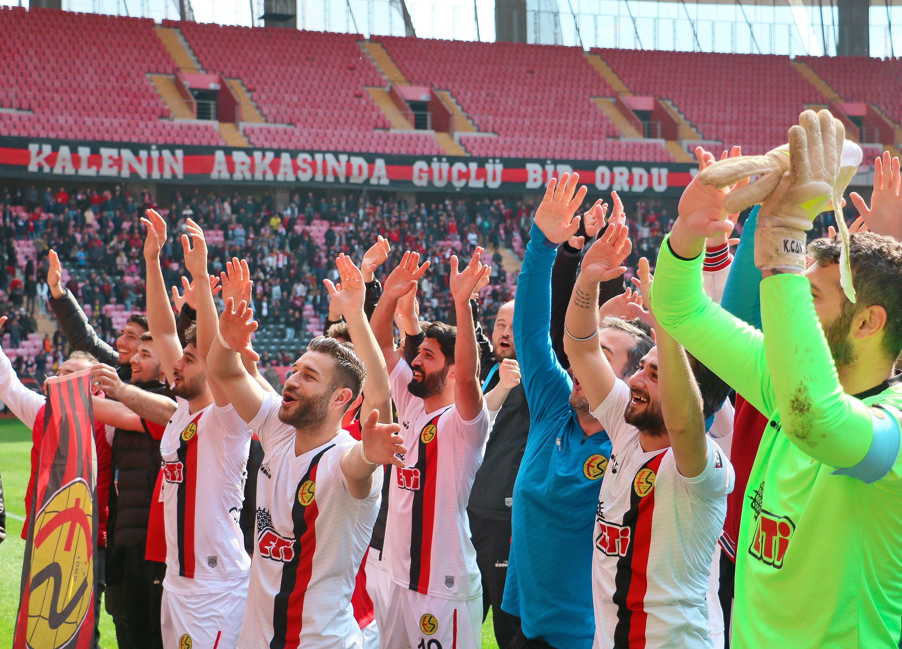 Eskişehirspor: 2 - 1954 Kelkit Belediyespor: 0